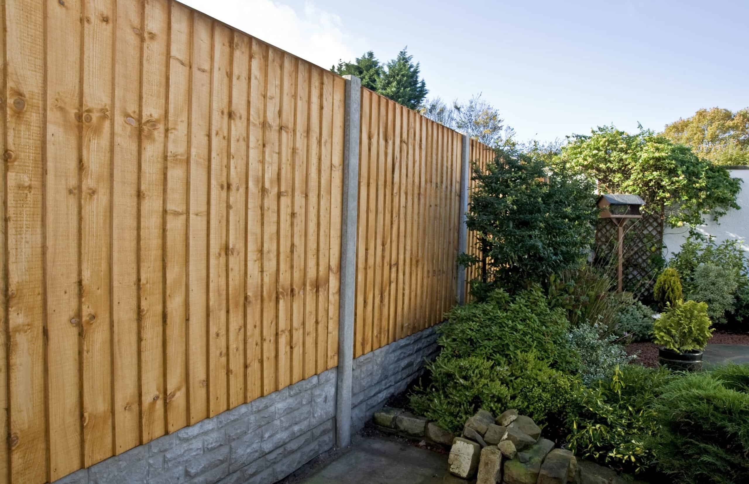 Closeboard panel fence